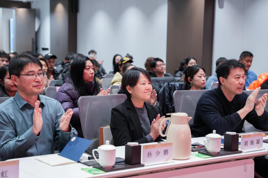 640 (6).png 640 (6).png